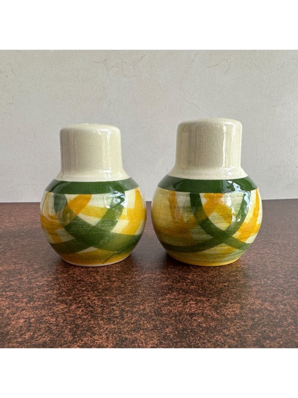 Vernon Kilns Gingham Salt Pepper Shakers Vintage Green Yellow Plaid Pottery